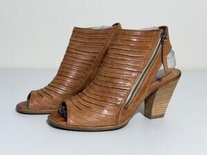 Paul Green Cayanne 08129 Womens Size 6.5 Brown Boot TOE